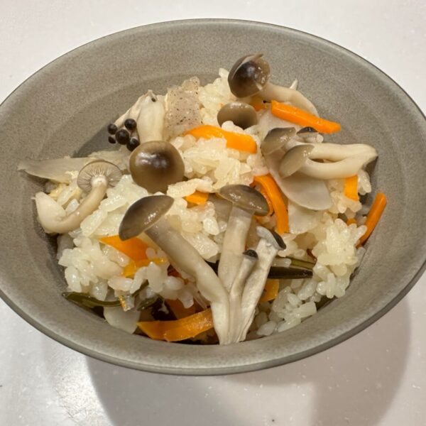 一粒一粒に広がるだしの旨み！ 炊き込みご飯のレシピ